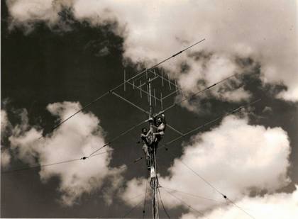 8-MONTAJE DIRECTIVA EA7UU EA7TV-EA7VP. 1980